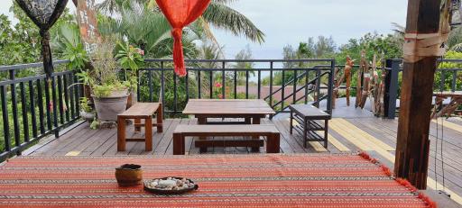 Auntie's Flowers Homestay - Housity