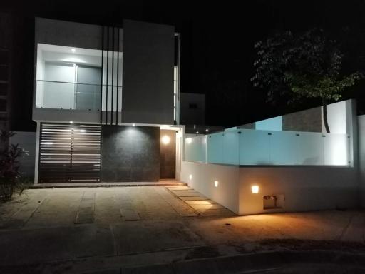 Villa Maya Sabancuy House - Housity