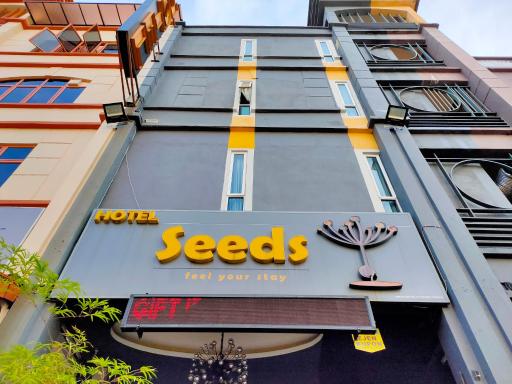 Seeds Hotel Setia Wangsa - Housity