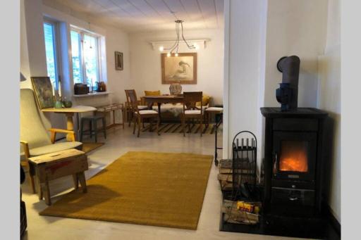 Villa Kuriosa SKOGSFEEN - Housity