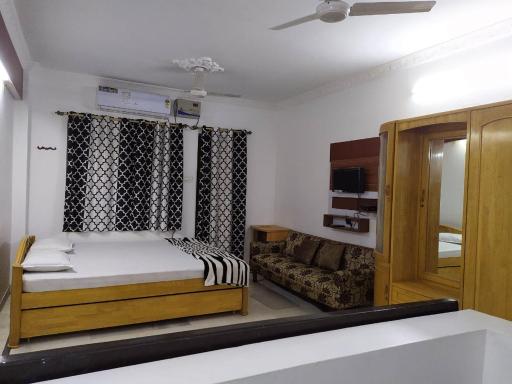 Vamoose Badri Villa - Housity