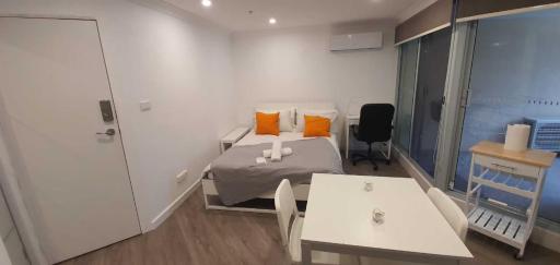 Dana-Cozy Studio in City Center-Free Parking - Hizvo