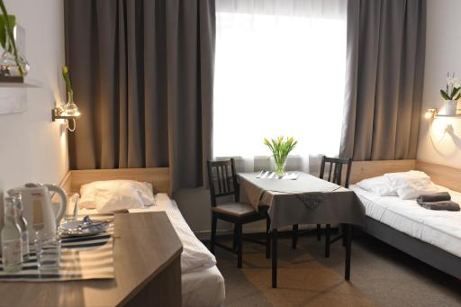 Hostel Helios - Housity