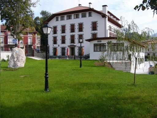 Hotel El Tilo - Housity