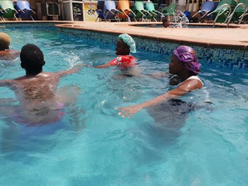 Room in Apartment - Sheriffyt Royale Hotel - Business Suite - Housity