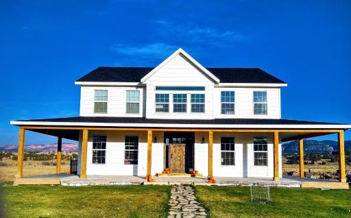Sevier River Farmhouse 2 - Housity