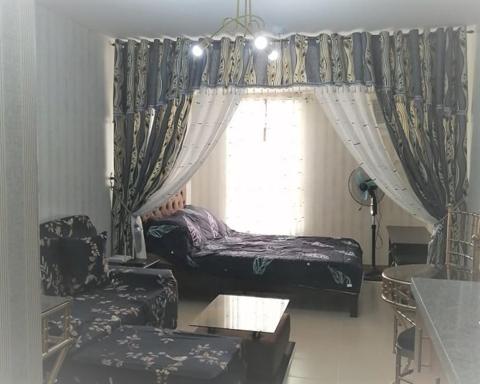 Luisas' Staycation - Housity