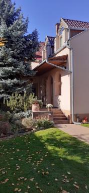 Kenguru Panzió - Housity