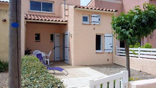 Maison de 2 chambres a Fleury a 50 m de la plage avec vue sur la mer et jardin clos - Housity