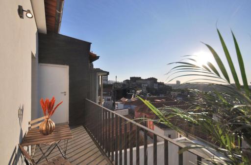 Sé do Porto - Loft with City View - Housity