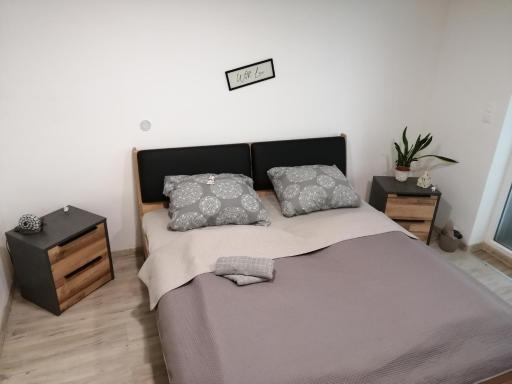 Újkapu Sunshine Apartments - Housity
