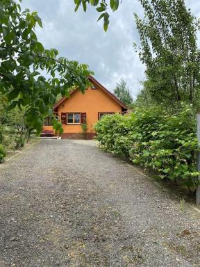 AB’s rustic cabin - Housity