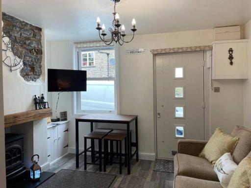 Raglan Cottage Presteigne The Gateway to Wales - Housity