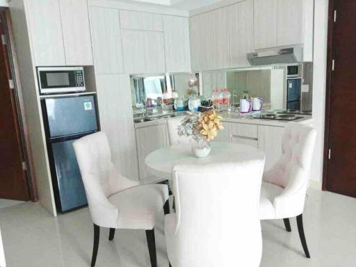 Best Family Holiday Rent 4bedroom at Agung Pondomoro land Borneo bay city - Housity