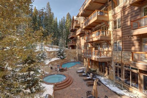 2 Bedroom Ski-in, Ski-out Condo At The Timbers - Housity
