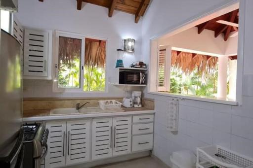 Villa tropical in private residence - Housity