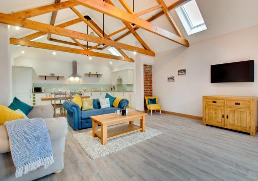 Green Farm Barns - The Old Dairy - Housity