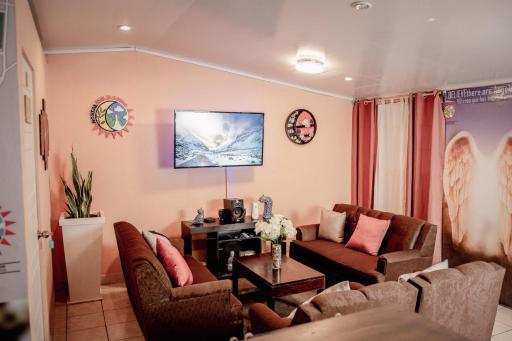 Hostal Sol y Luna - Housity