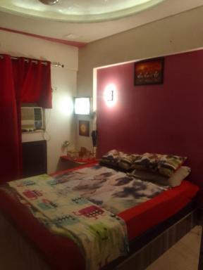 M AVENUE M-3 RUSTOMJI nine eight six nine zro four zro six zro one shareing basis - Housity