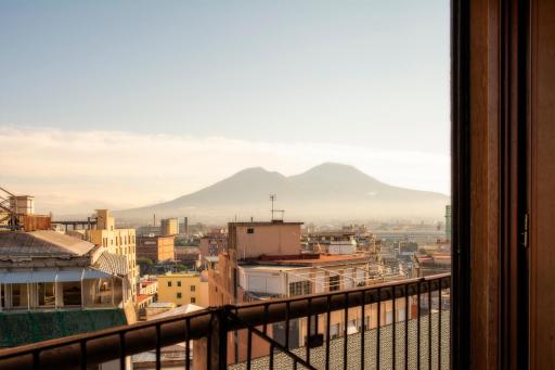 Stazione Centrale B&B - Housity