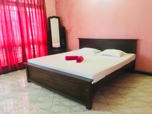 Tulip hotel - Housity