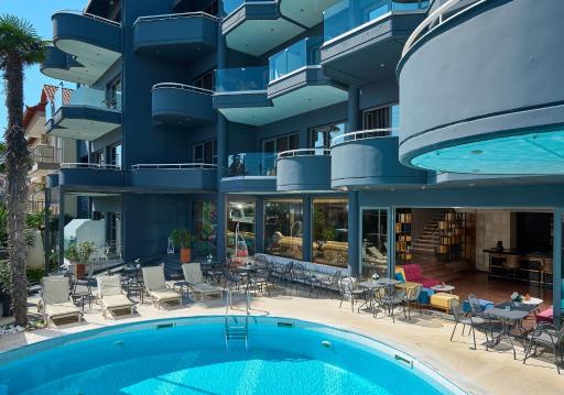 Mediterranean Resort - Housity