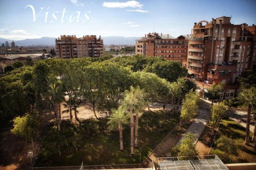 Piso ideal con WIFI Parking y Desayuno - Housity