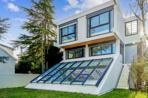 Architect villa along the Marne near Paris - Welkeys - Housity