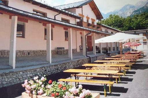Lunga Via Delle Dolomiti - Housity