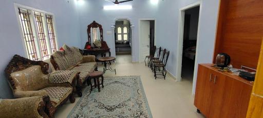 SM GARDENS Luxury Homestay - Housity
