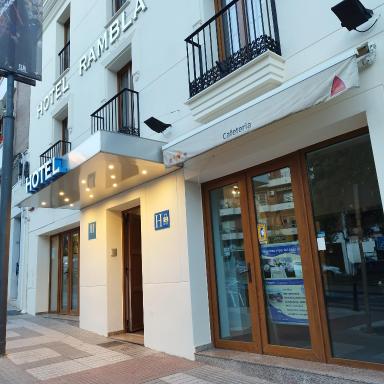 Hotel don Manuel, centro ciudad - Housity