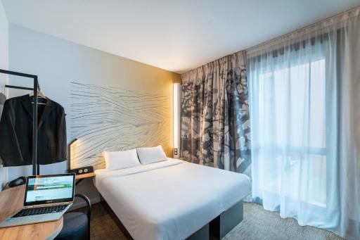 B&B HOTEL Saintes - Housity