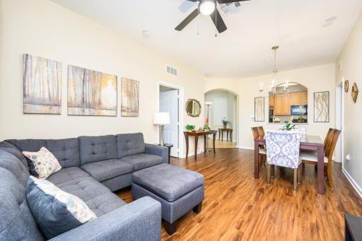 Beautiful Deluxe Condo, Vista Cay - 3023 - Housity