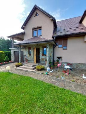 Pokoje w domu na wsi - Housity