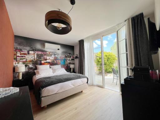 Le 240b #1 - Housity