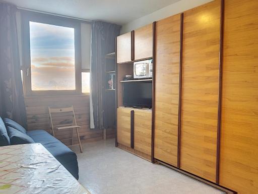 Studio. 5 eme étage. Deux personnes. - Housity