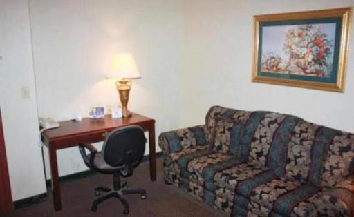 Ark Suites - Housity