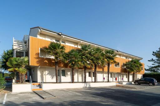 Sure Hotel by Best Western Rochefort-sur-Mer - Housity