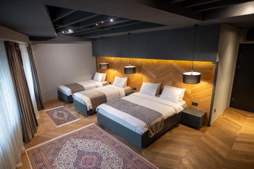 Hotel London B&B - Hizvo