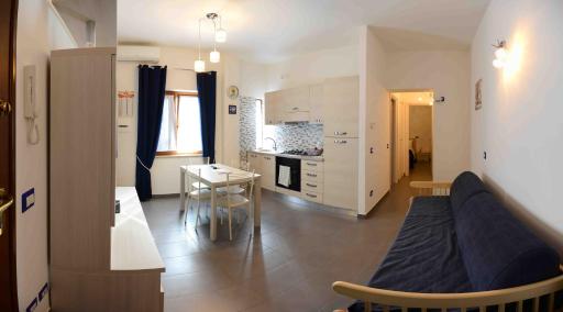 Flat House - Housity