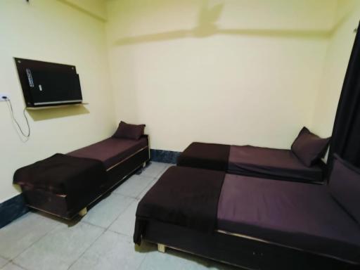 The Dwarkesh Hotel - Housity