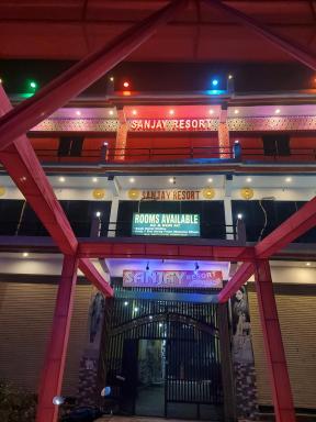 Sanjay resort and hotel - Housity