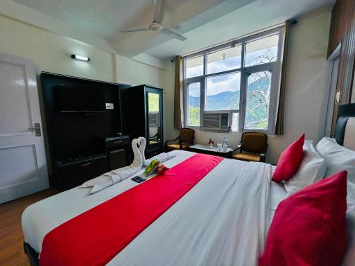 Hotel Eagle Nest Central Heated - Housity