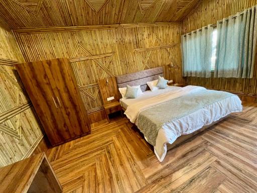 Bamboo Garden Cottages and Cafe - Housity