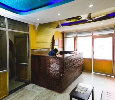 Hotel Kingfisher - Housity