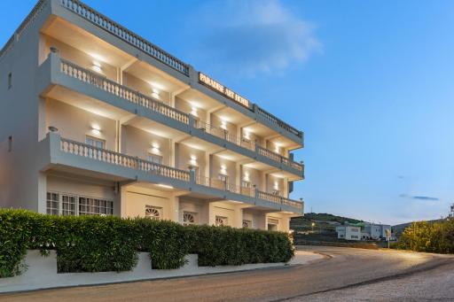 Paradise Art Hotel - Housity