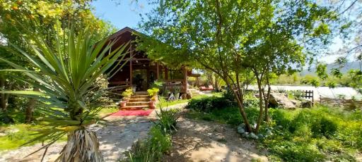 Le Petit Chalet Özüm-Peaceful Authentic Cottage - Housity