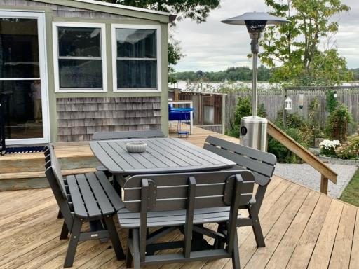 Riverview Suite Retreat - Housity