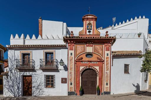 La Ermita Suites - Único Hotel Monumento de Córdoba - Hizvo