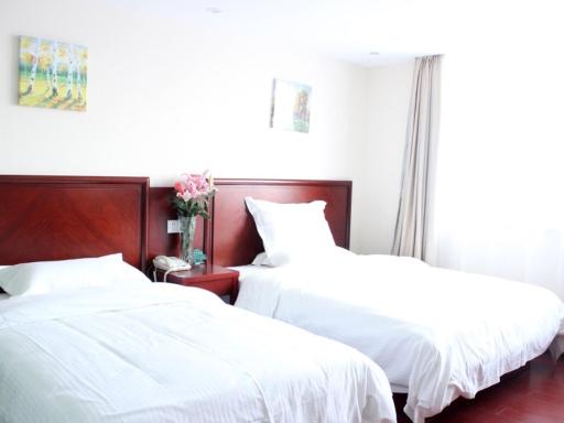 GreenTree Inn Jiangsu Yangzhou Gaoyou Tonghu Road Beihai Express Hotel - Housity